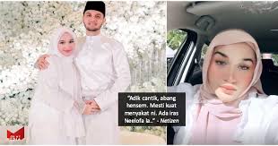 Neelofa (bermaksud cahaya bunga biru) asal: Pertama Kali Kongsi Gambar Bersama Wajah Adik Pu Riz Dipuji Menawan Hati