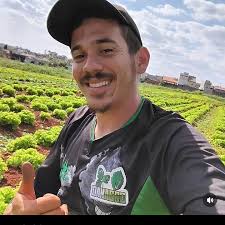 Dan Agro (@dansatos0)