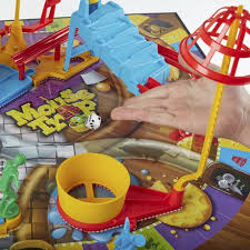 Place the mouse trap parts and playing pieces next to the gameboard. Mouse Trap Family Board Game Walmart Canada