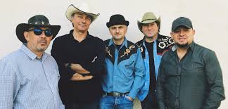 Desperado movie reviews & metacritic score: Desperado FormaÈ›ie RomaneascÄƒ Wikipedia