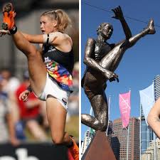Tayla harris kicks the first goal of the #aflwpridegame! Abc Newcastle Kick Like A Girl Tayla Harris Has Facebook