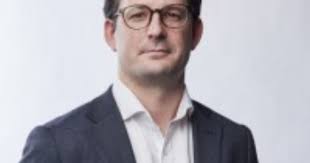 Sam Barr's Instagram, Twitter & Facebook