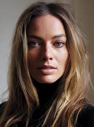 Margot Robbie💚💛🩷
