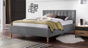 Das bett hat normale gebrauchsspuren. Graues Polsterbett Mit Hohem Gestepptem Kopfteil Lemin