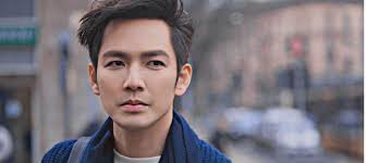 Tiểu sử Chung Hán Lương: Tất tần tật về sự nghiệp, giải thưởng và đời tư