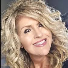 Amanda Bullard's Instagram, Twitter & Facebook