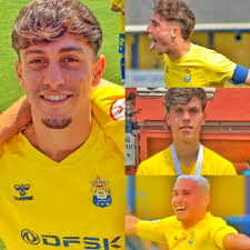 Ana Martínez (@anamartinezsosa)