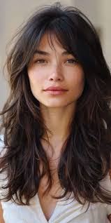 Whitney Rappana's Instagram, Twitter & Facebook