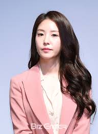 이날 2021년도 수학능력시험을 앞둔 수험생들에게 응원의 메시지도 잊지 않았다. Bzí¬í†  ë³´ì•„ Boa ê·¸ìœ½í•œ ëˆˆë¹›ìœ¼ë¡œ ì•„ì´ì»¨íƒ ì´íˆ¬ë°ì´