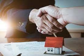 What is a real estate broker? What Is The Role Of A Real Estate Brokerage In 2018