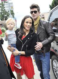 Pics have surfaced of robin thicke and his son, julian, at nobu in malibu. I Keep Telling Jack Our Little Kid Is Probably Going To Look Just Like Him Like Robin Thicke Paula Patton And Paula Patton Robin Thicke Celebrity Families