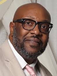 Lee Echols's Instagram, Twitter & Facebook