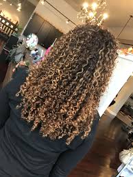 Curly Hair With Balayage Highlights Highlights Curly Hair Curly Hair Styles Blonde Highlights Curly Hair