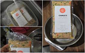 Dog food should look like food, not burnt brown balls. The Farmer S Dog Review Custom Food Delivered Straight To Your Door Dog Food Delivery Human Grade Dog Food Food