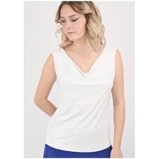 Spécialiste du prêt à porter féminin par correspondance, witt international propose des vêtements de qualité pour les femmes à partir de 50 ans. Georgede Top Kiana Col Benitier Ecru Beige Livraison Gratuite Rokytnice Vetements Blouses Femme 32 40