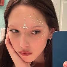 Roxanne Schneider (roskovskaa)