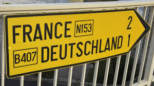 Frankreich verstärkt nach dem anschlag auf einen berliner weihnachtsmarkt seine kontrollen an der grenze zu deutschland. Deutschland Und Frankreich Grenzuberschreitende Zusammenarbeit Mit Hindernissen Archiv