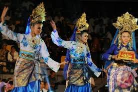 We did not find results for: Kegiatan Resmi Di Riau Wajib Sajikan Tari Persembahan Dan Pantun Antara News