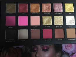 Amazon Com Huda Beauty Rose Gold Remastered Eyeshadow Palette Beauty Personal Care