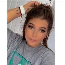 Krysta Underwood's Instagram, Twitter & Facebook