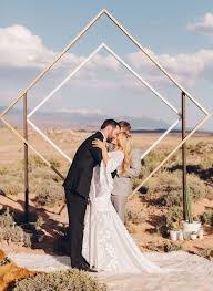 Weddingchella A Three Day Festival Wedding In Utah Part 1 Green Wedding Shoes Wedding Ceremony Backdrop Wedding Alters Ceremony Backdrop