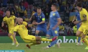 He was about to walk off and issue red card there and then before he saw next replay of the. Qhzuzfbtvtsx7m