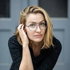 Amazon.in: Anna Stella Bonin: books, biography, latest update