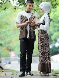 Aurel dan atta makin mesra, bagaimana tidak ? Tips Memilih Baju Lebaran Sepasang Kekasih Di Hari Kemenangan Lifestyle Fimela Com