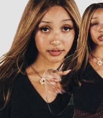 Vicky Beverly Walker Edit