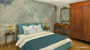 Jolie Chambre Chaleureuse Avec Des Meubles Anciens Et Un Beau Papier Peint Panoramique En Declinais Decoration Interieure Peindre Chambres Papier Peint Chambre