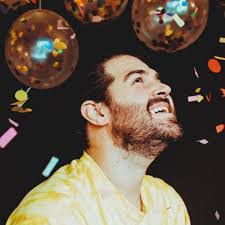 Seth Benjamin's Instagram, Twitter & Facebook