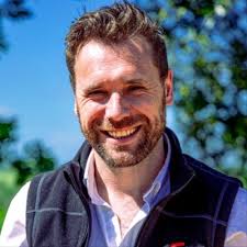 These guys had me laughing so much I could barely hold the camera straight…  😂 & the winner is….