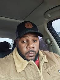 Toxic Remix, VetoWho, First Drop Mic Video ever. Old song but I wanted to  create some content. what you think????? Love and Happiness with ya  friends, family, and associates is a wild