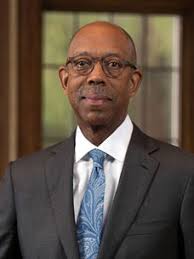 The division employs over 800 fulltime staff and 1,000 student employees. Michael V Drake To Become 21st President Of The University Of California University Of California