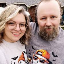 Who are recommended primary care physicians in Fort Smith that accept Blue  Cross Blue Shield and are female?