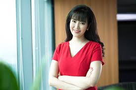 Nguyễn thu thủy vẫn giữ được những nét đẹp trên gương mặt, hình thể sau 26 năm lên ngôi hoa hậu. Em Trai Hoa Háº­u Nguyá»…n Thu Thuá»· Co Chia Sáº» Ä'áº§u Tien Tren Máº¡ng Xa Há»™i Xot Xa Tiáº¿c ThÆ°Æ¡ng Chá»‹ Gai VÄ©nh Viá»…n Ra Ä'i