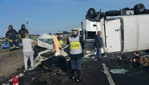 Incidente sul raccordo anulare, tamponamento a catena: Incidente In A14 Fra Faenza E Forli Morti Un Milanese Ed Un Imolese Tre Feriti Setteserequi