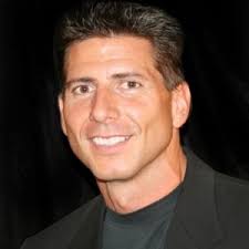 Darrin Austin's Instagram, Twitter & Facebook