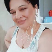 12 წლის ბავშვს აქვს ტიკები,როგორც ხმოვანი ასევე ქცევითი,როგორ შეგვიძლია რომ  დახმარება გავუწიოთ, თუ გქონიათ ვინმეს შეხება ამისთანა ...