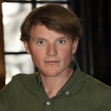 Albert er single: Tobias ser godt ud