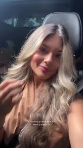 Besos y amor con Laura Moncada