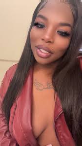 Let's welcome our new members! Flore Loiseau, Amanda McCallister, Kourt  Dani, Krista Graves, Charlotte Mittelstadt DeMolay, Samantha Levine,  Angroupservices