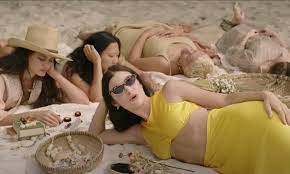 Lorde's got no shirt, no shoes, and no service, because. Lsfk2iuloajd3m
