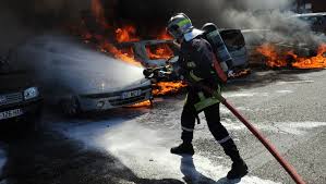 Un Escroc Presume Soupconne D Avoir Mis Le Feu Au Garage Mercedes De Muret Ladepeche Fr