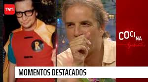 Nicolas larrain, pablo mackenna y. Pablo Mackenna Y Su Fascinacion Por Un Disfraz De Robin Cocina Fusion Youtube