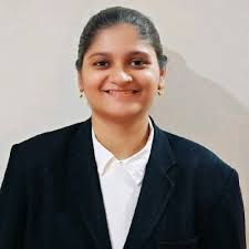 University of the Visayas- Gullas Law School mooting team debuts at The  Hague, Netherlands.