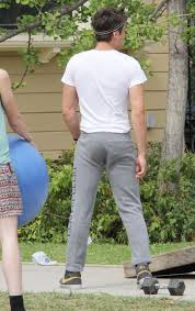 The Neighbors Zac Efron Zac Celebrities Male