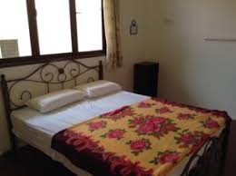 There are ample of parking bays available and this beach is crowded during public holidays and. Chalet Denai Impian Jalan Teluk Batik 32200 Lumut Malaysia Kampung Penginapan Clevi Com