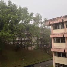 Berikutan peningkatan jumlah pelajar di uitm puncak alam mengakibatkan jumlah fail pesakit bertambah.tidak dapat menambah kabinet kerana. Katil Ditendang Ada Bunyi Cakaran Kisah Seram Pelajar Uitm Ini Buat Bulu Roma Naik