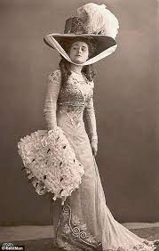 100 Year Old Postcards Show Vintage Beauties Around The World Fashion Edwardian Fashion Fashion History
